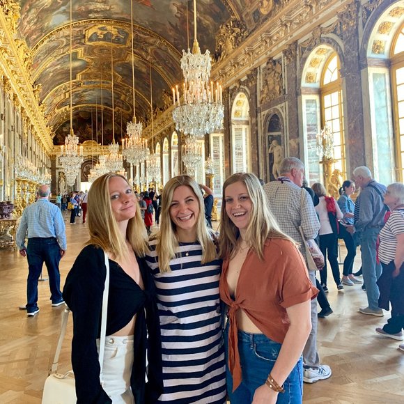 Meet your Posher, Grace - Picture 1 of 1